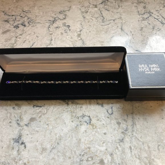 NIB--14 karat white gold sapphire and diamond bracelet - Picture 5 of 6